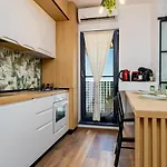 Botanic Nest Panoramic * Bucureşti