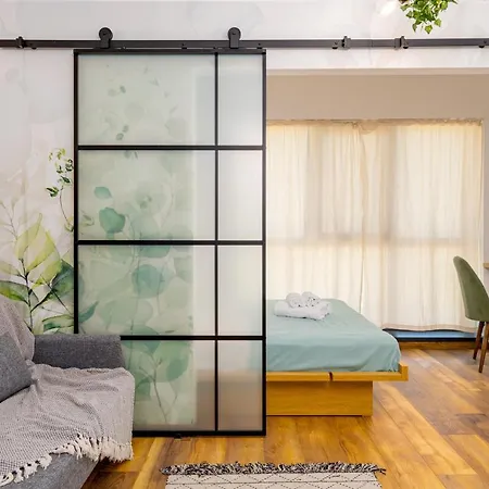 Botanic Nest Panoramic Apartment Bucharest