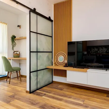 Botanic Nest Panoramic Bucharest