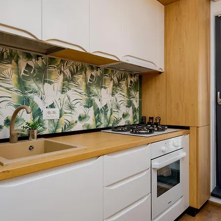 Botanic Nest Panoramic Apartment Bucharest