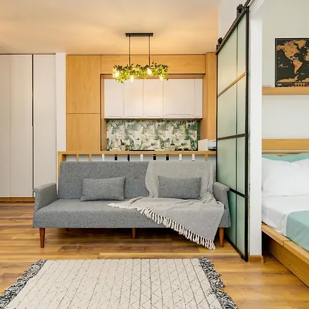 Botanic Nest Panoramic * Bucarest