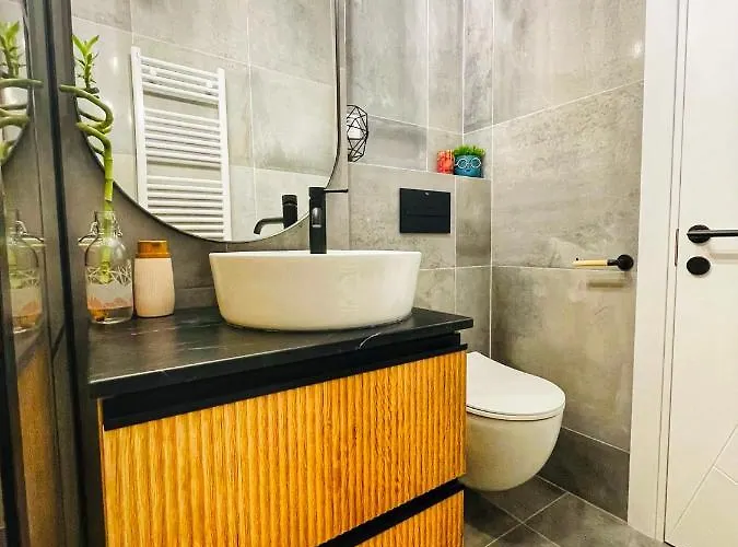 Botanic Nest Panoramic *